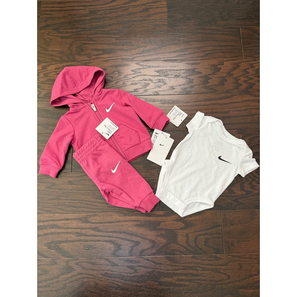 Nike Newborn 3-Piece Set Sweet Beet Pink Hoodie Pants Bodysuit 56L940-ADZ